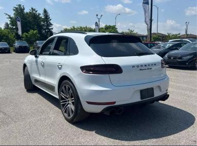 PORSCHE Macan 2017 - Thumbnail 2