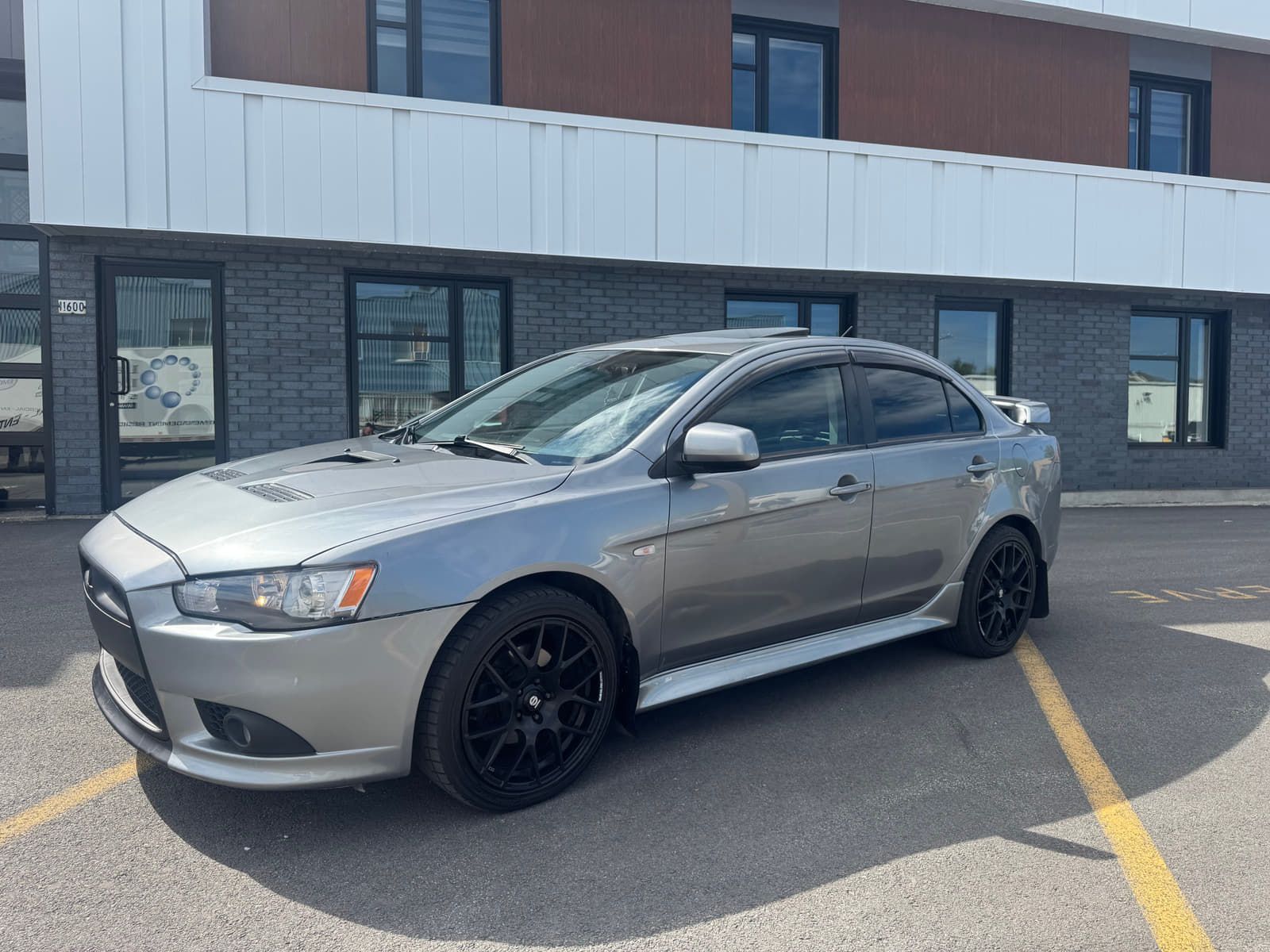 Mitsubishi Lancer 2014 - Thumbnail 2