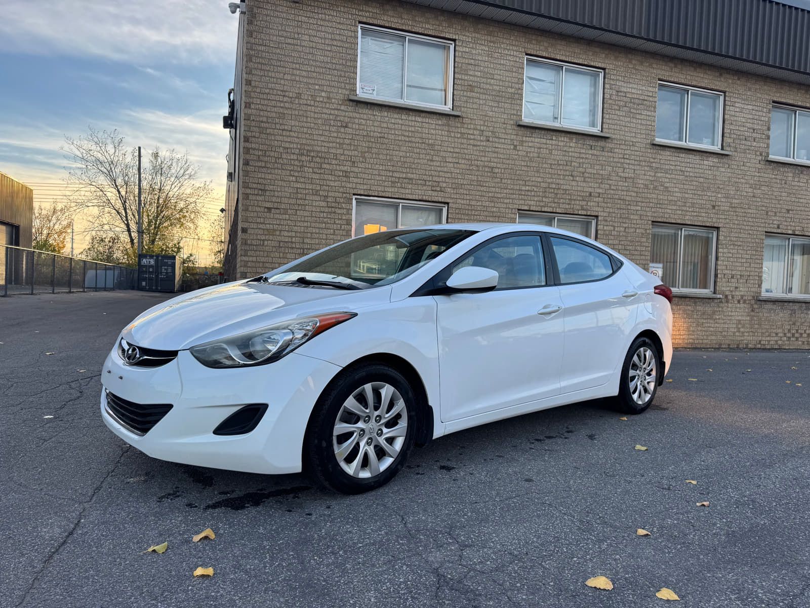 Hyundai Elantra 2013 - Image 1
