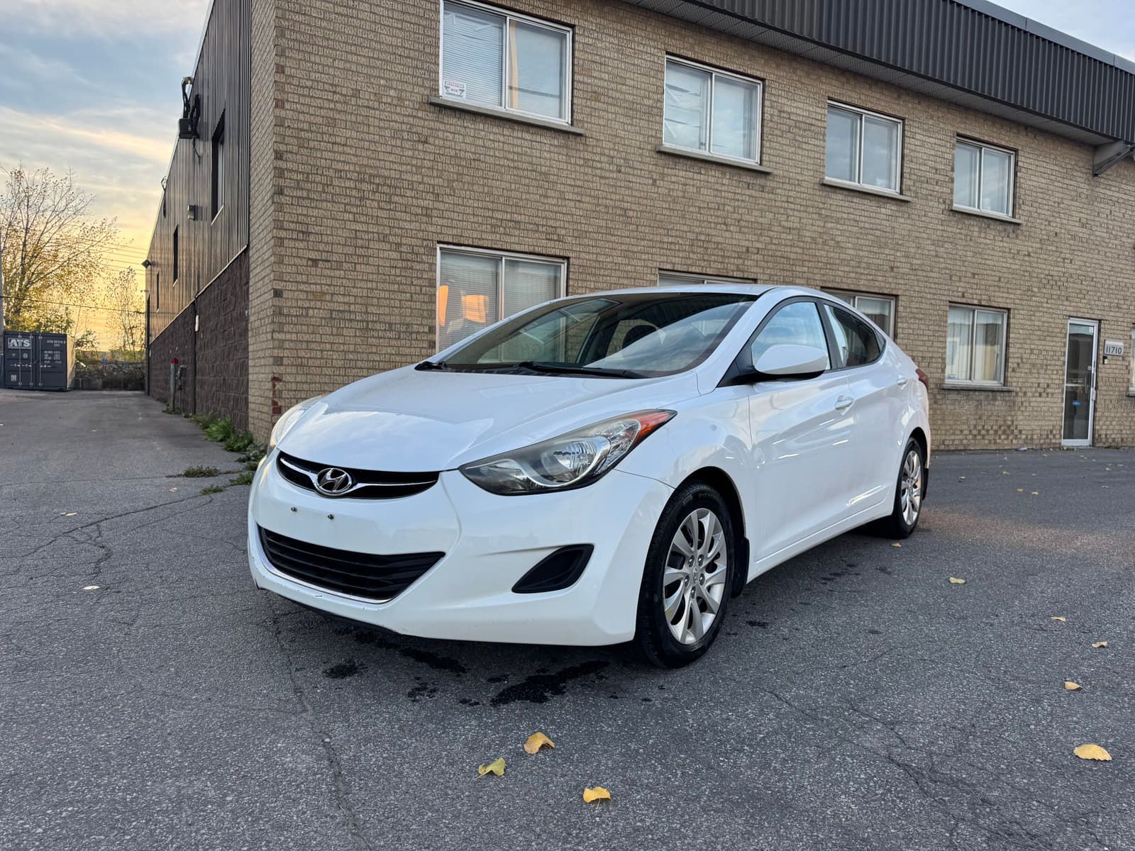 Hyundai Elantra 2013 - Image 3