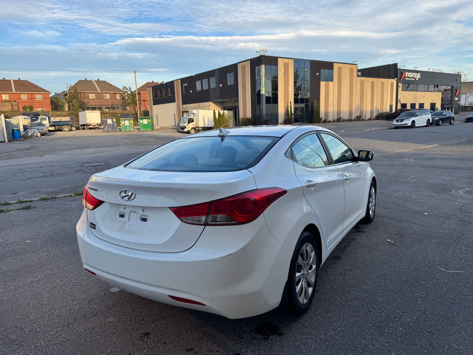 Hyundai Elantra 2013 - Image 4
