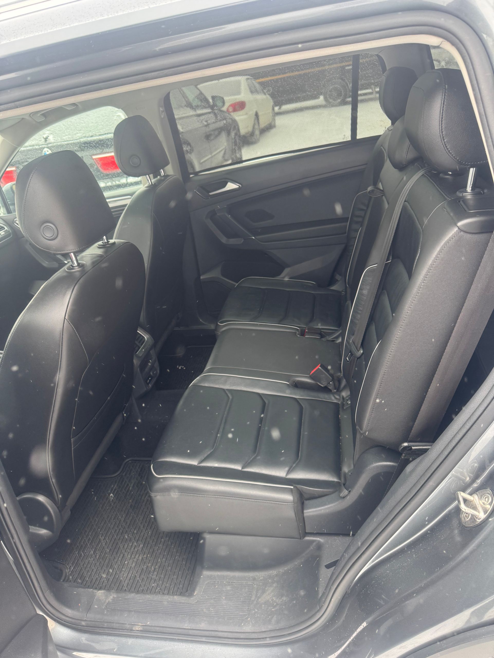 Volkswagen Tiguan 2018 - Image 9