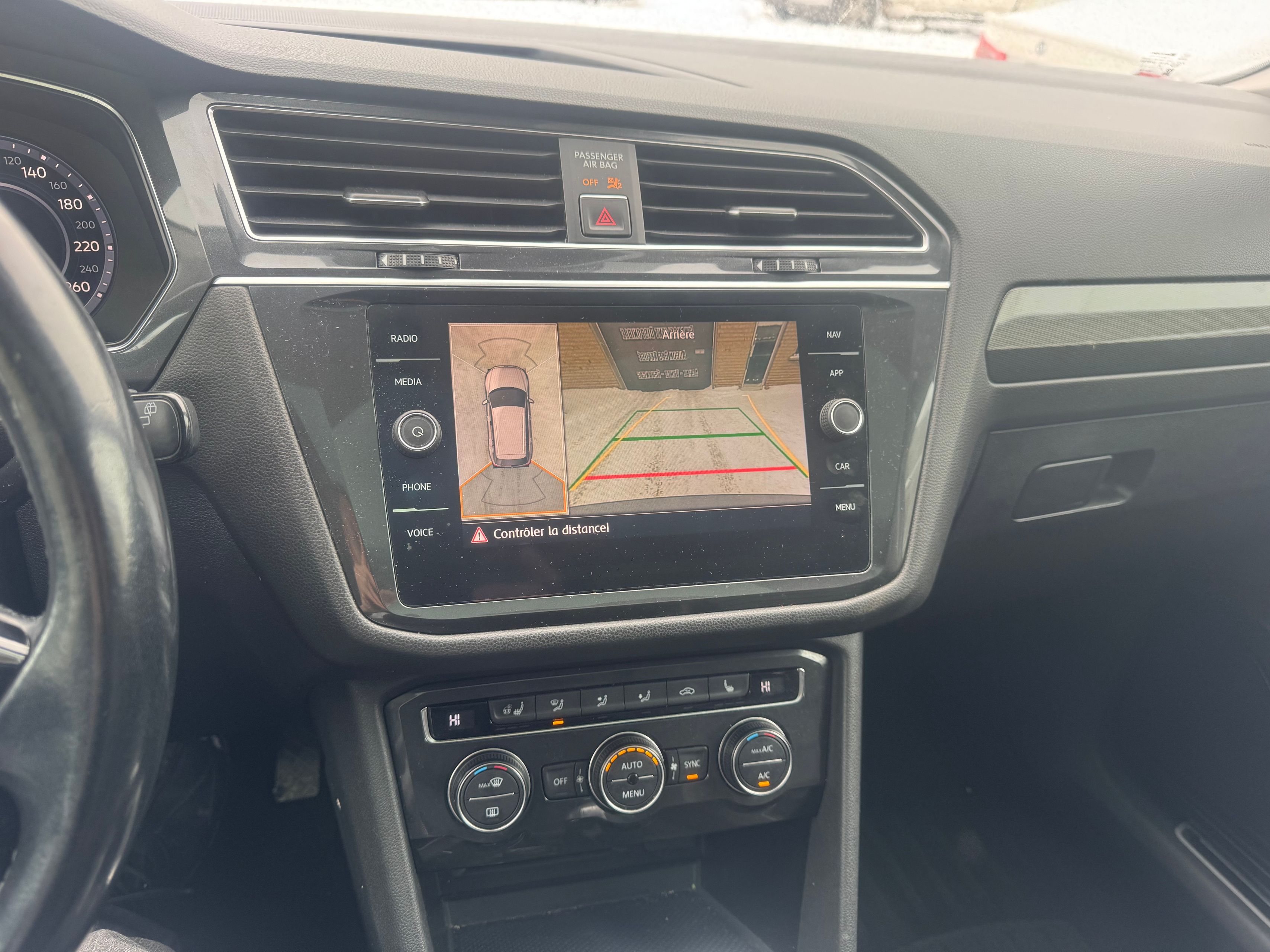 Volkswagen Tiguan 2018 - Image 10