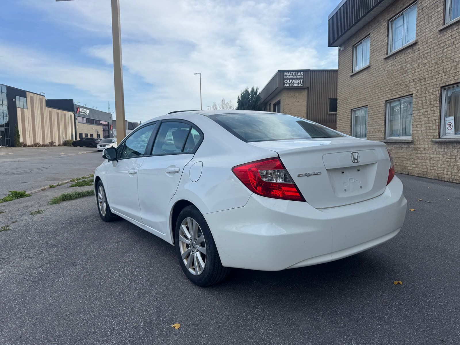 Honda Civic 2012 - Image 4