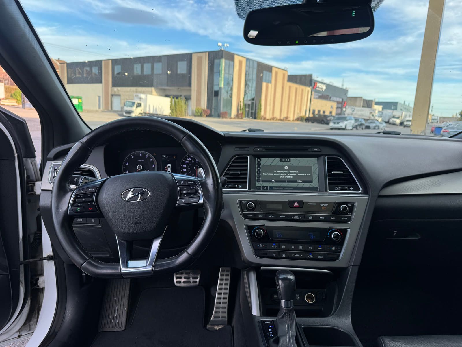 Hyundai Sonata 2015 - Image 10