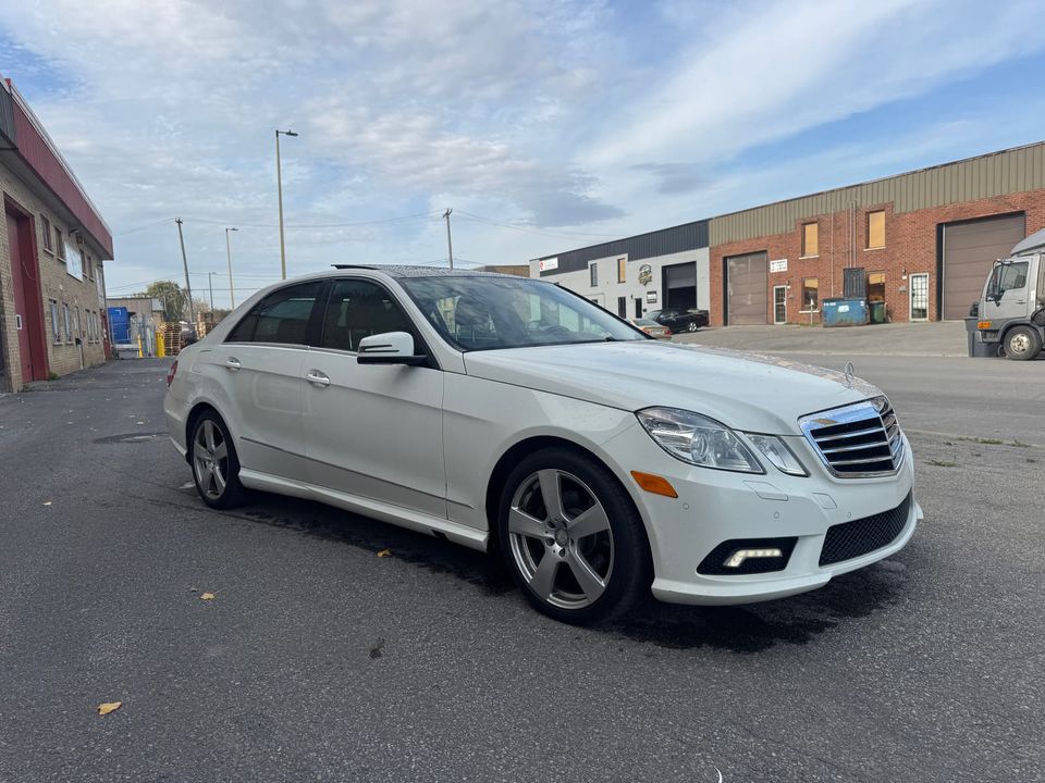 Mercedes-Benz E-Class 2011 - Image 2